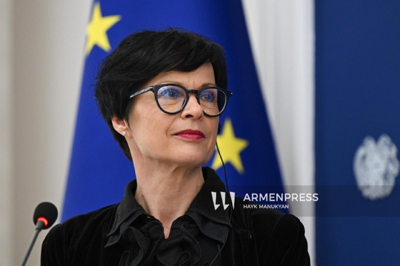 Комиссар Евросоюза по вопросам расширения Марта Кос на официальном мероприятии в Канакер-Зейтуне
