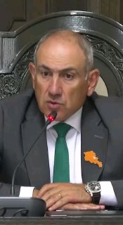 Никол Пашинян выступает с заявлением о приоритетах строительства в Армении, Канакер-Зейтун