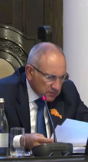 Никол Пашинян выступает на мероприятии в Ереване, Армения