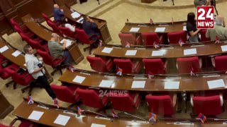 Зал заседаний Национального собрания Армении, обсуждение бюджета с участием Пашиняна